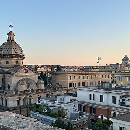 Incantevole Appartamento In Pieno Centro A Roma Exterior photo